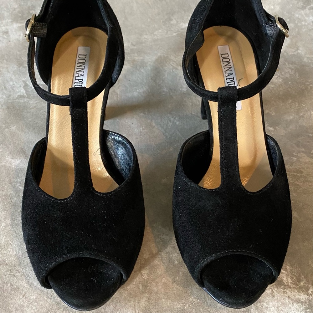 Donna Piu Suede Black Open Toes Sandals, Size 35. Made in Italy